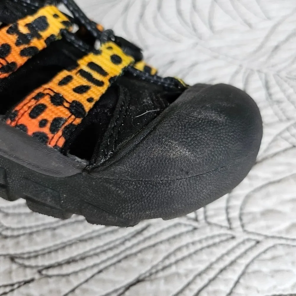 VGUC Keen Newport H2 Cheetah Rainbow Unisex Kids 4 EU 35 Yellow Orange